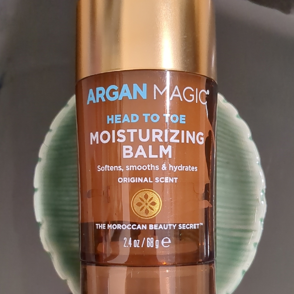 Moisturizing Balm
